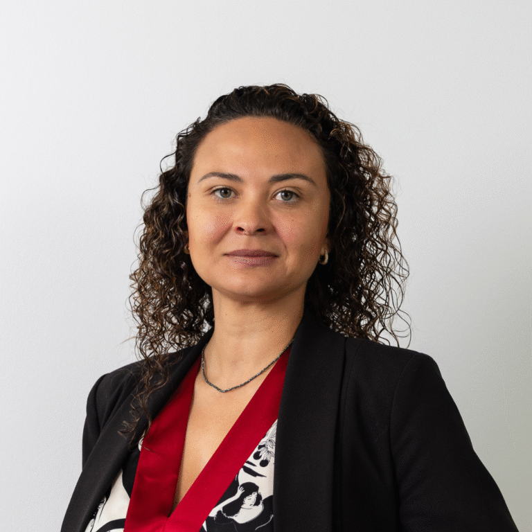 Thais Martins- Communications Officer
